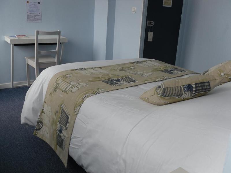 The Originals Access, Hotel Corinna, Роаян Екстериор снимка