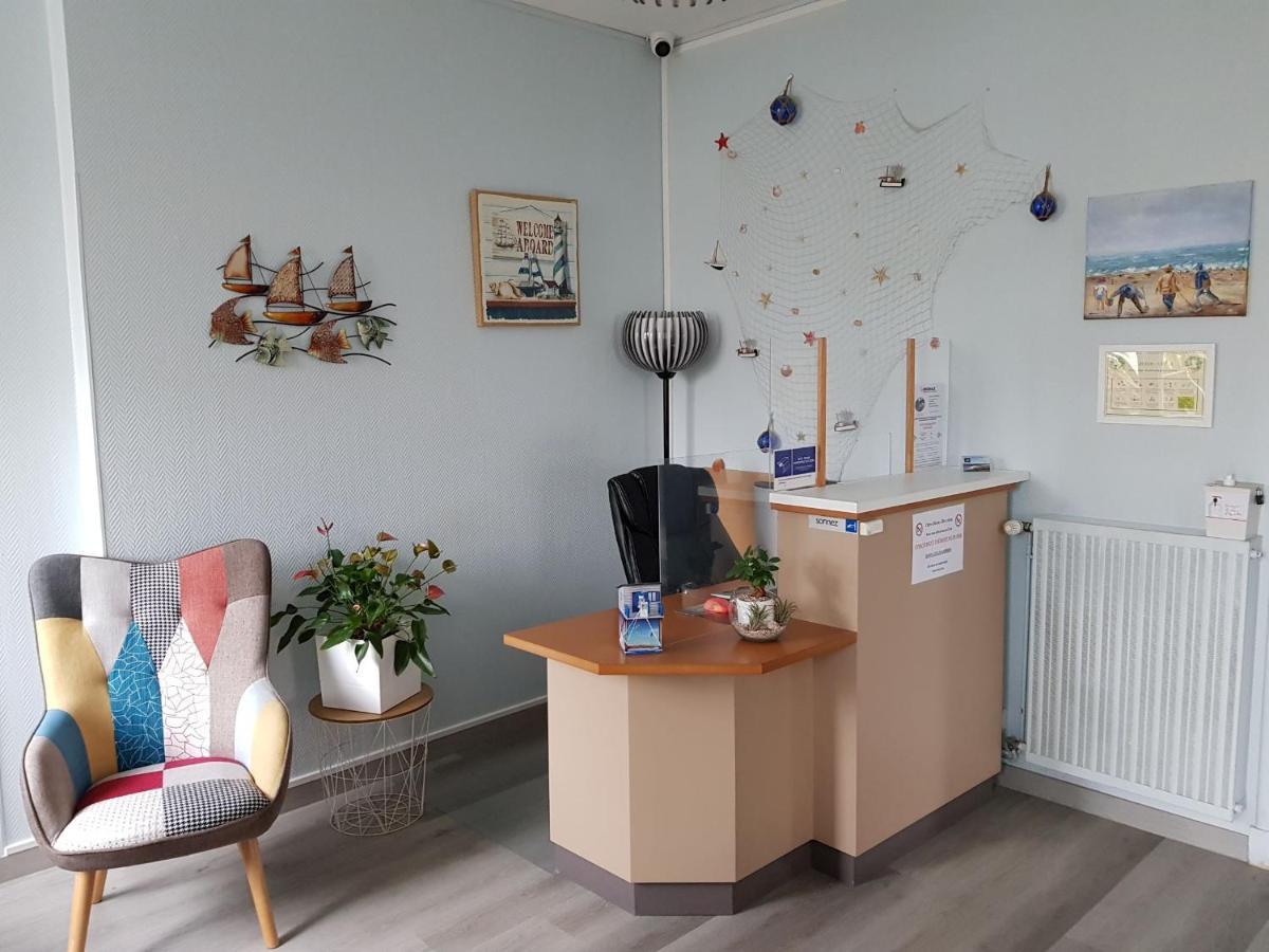 The Originals Access, Hotel Corinna, Роаян Екстериор снимка