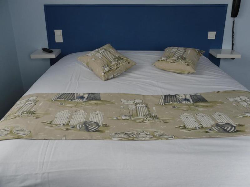 The Originals Access, Hotel Corinna, Роаян Екстериор снимка